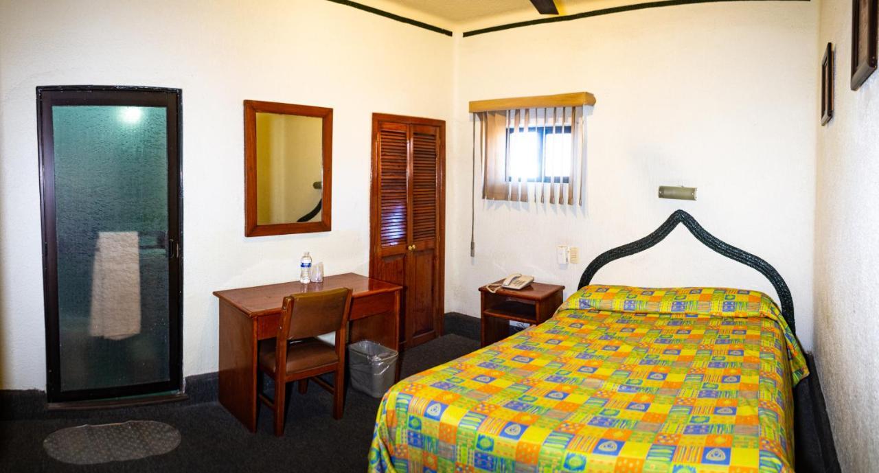 Hotel Guadalajara سان لويس بوتوسي المظهر الخارجي الصورة